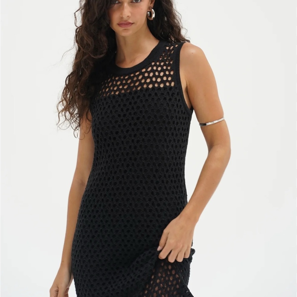 Evereve Black Crochet Midi Dress